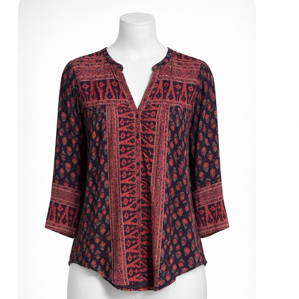 ***$17.00 for 5 items***Lucky Brand Black and Red Patterned Blouse